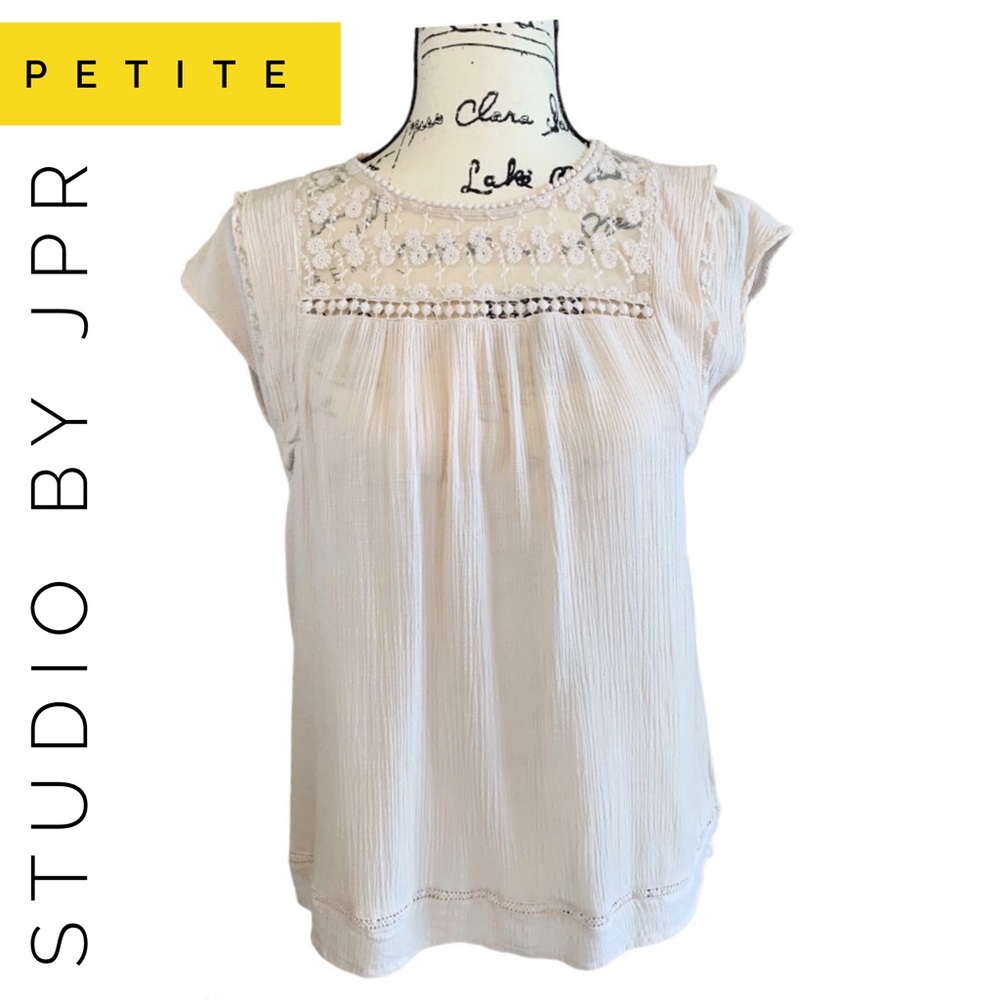 STUDIO by JPR Cream Sheer Boho Top PETITE Medium